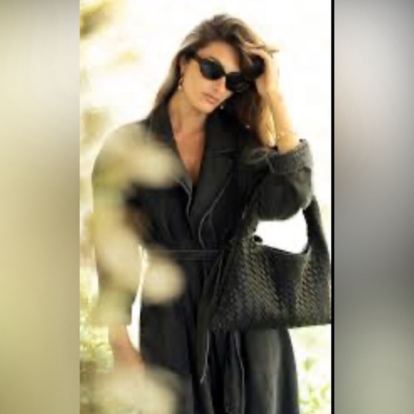 WALTER BAKER MARGAUX HANDBAG NWOT - Picture 3 of 6